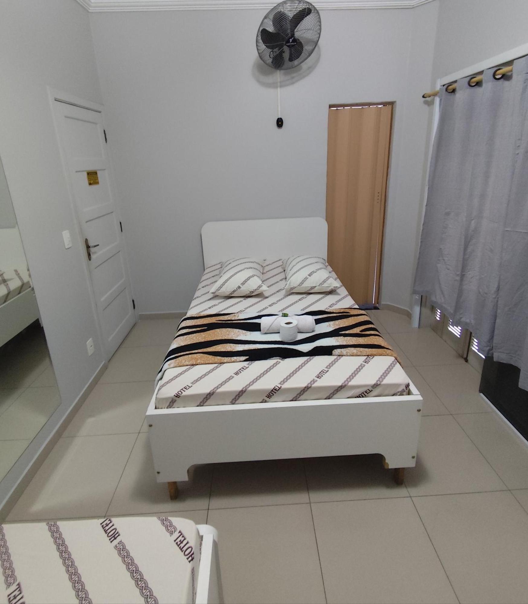 Hotel Amanhecer N903- Feirinha Da Madrugada-Bras San Paolo Esterno foto